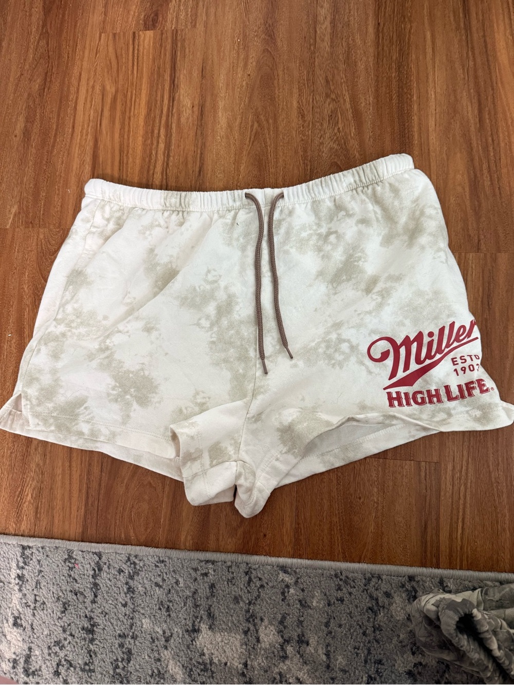 Women’s Cream Tie-Dye Lounge Shorts